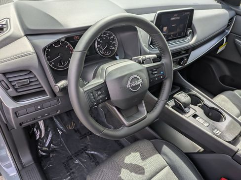 New 2026 Nissan Rogue SV FWD image 15