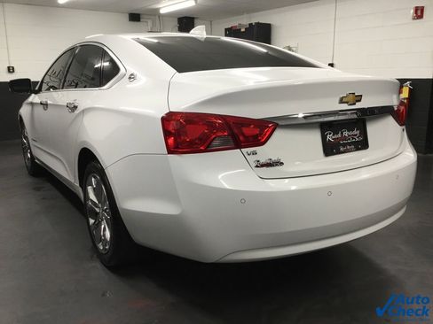 Used 2016 Chevrolet Impala LT w/ Convenience Package image 8