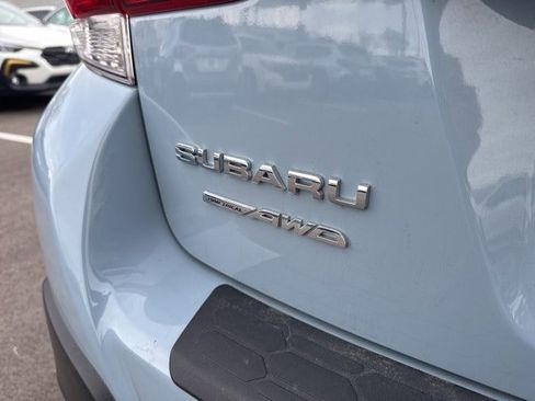 Used 2023 Subaru Crosstrek 2.0i Premium image 12