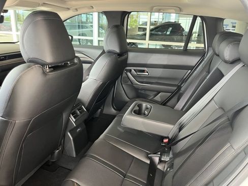 Used 2026 MAZDA CX-50 AWD 2.5 Hybrid w/ Premium Pkg image 10