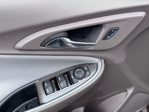 Used 2025 Chevrolet Malibu LT image 20