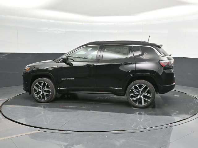 New 2025 Jeep Compass Limited w/ Elite Group AWD/4WD image 7