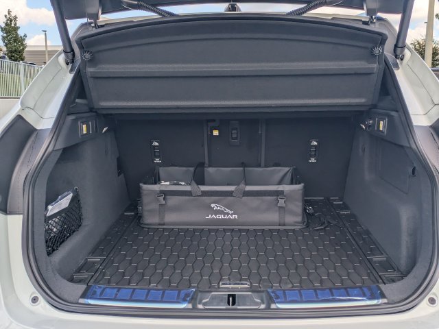 New 2026 Jaguar F-PACE R-Dynamic S AWD/4WD image 15