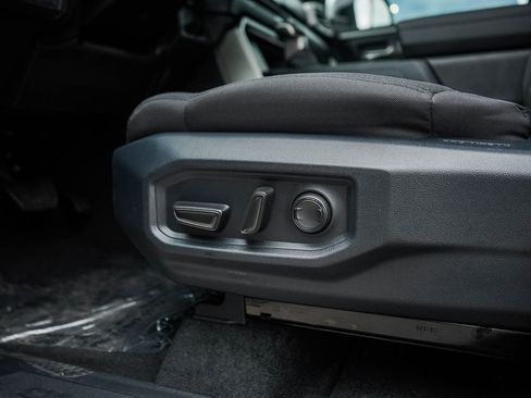 New 2026 Toyota Tundra SR5 AWD/4WD image 18