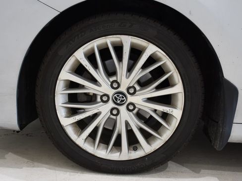 Used 2018 Toyota Camry XLE w/ Audio Package FWD image 8