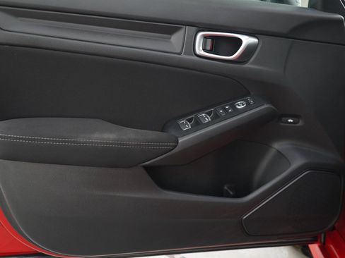 Used 2023 Honda Civic Sport image 17