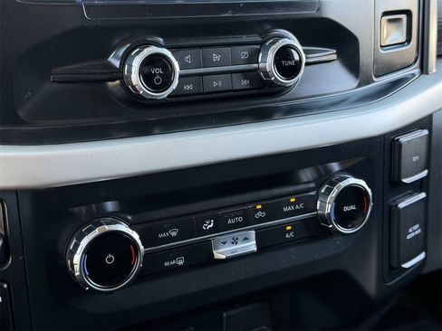 Certified 2022 Ford F150 XLT w/ Equipment Group 301A Mid image 18