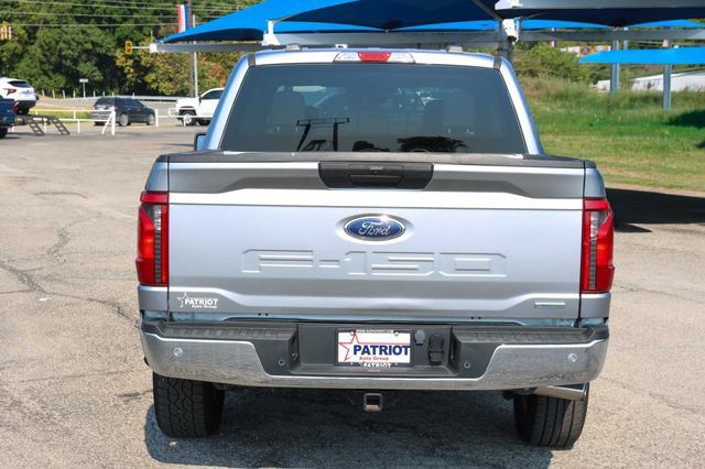 Used 2025 Ford F150 XLT w/ Equipment Group 301A Standard AWD/4WD image 4