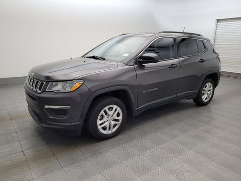 Used 2020 Jeep Compass Sport FWD image 2