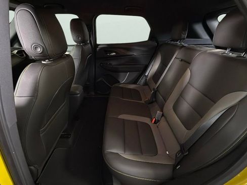 Used 2024 Chevrolet TrailBlazer ACTIV w/ Driver Confidence Package image 18