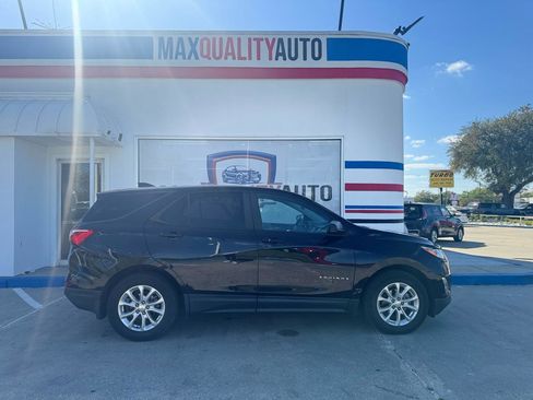 Used 2020 Chevrolet Equinox LS w/ LS Convenience Package image 17