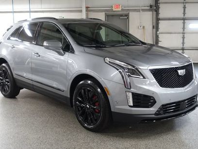 New 2026 Cadillac XT5 Sportv w/ LPO, Onyx Lite Package