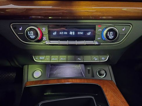 Used 2022 Audi Q5 2.0T Premium Plus image 18