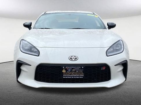 Used 2024 Toyota GR86 Premium w/ Performance Package RWD image 2