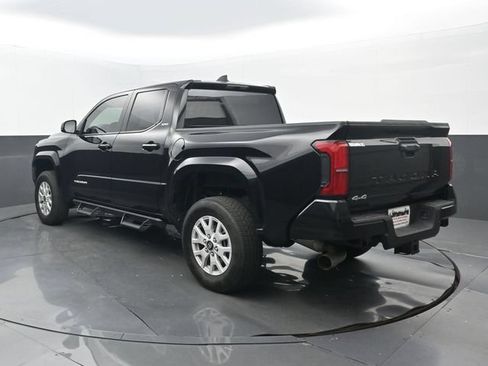 Used 2024 Toyota Tacoma SR5 AWD/4WD image 3