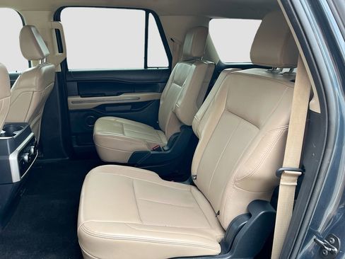 Used 2023 Ford Expedition Max XLT AWD/4WD image 24