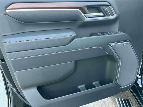 New 2026 GMC Sierra 2500 Denali w/ Denali Reserve Package image 18