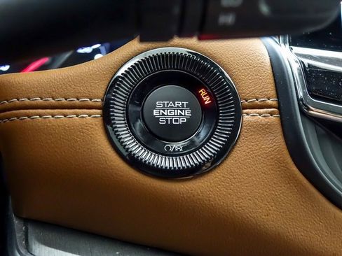 Used 2022 Jeep Compass Limited image 18