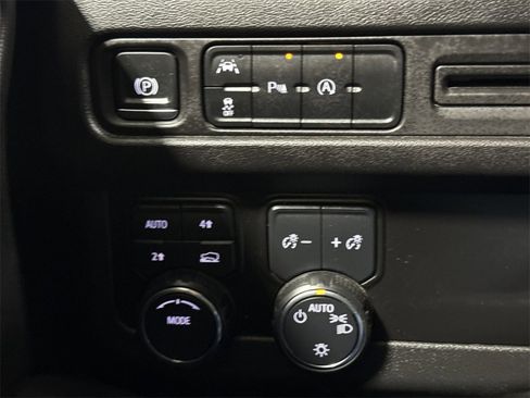 Used 2024 Chevrolet Tahoe LT image 19