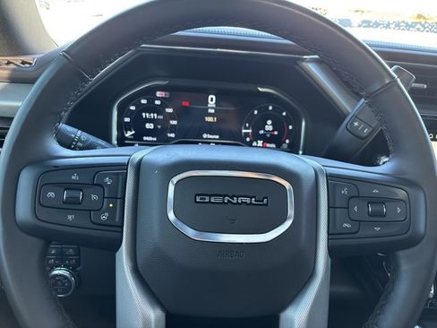 Used 2025 GMC Sierra 2500 Denali w/ Denali Reserve Package image 30