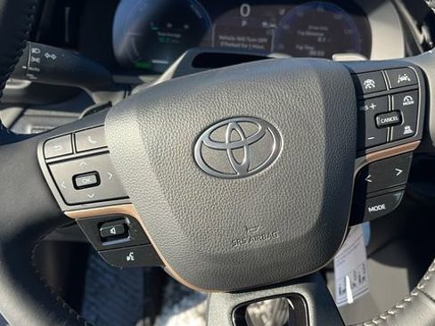 New 2026 Toyota Crown Signia Limited image 16