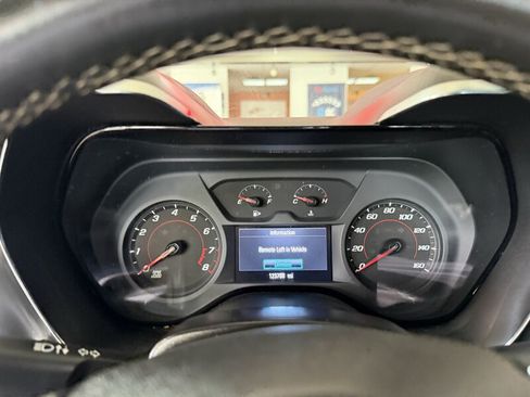Used 2017 Chevrolet Camaro LT RWD image 8