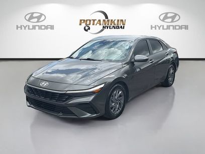 Used 2024 Hyundai Elantra SEL