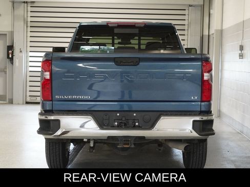 Used 2024 Chevrolet Silverado 2500 LT w/ Convenience Package AWD/4WD image 5