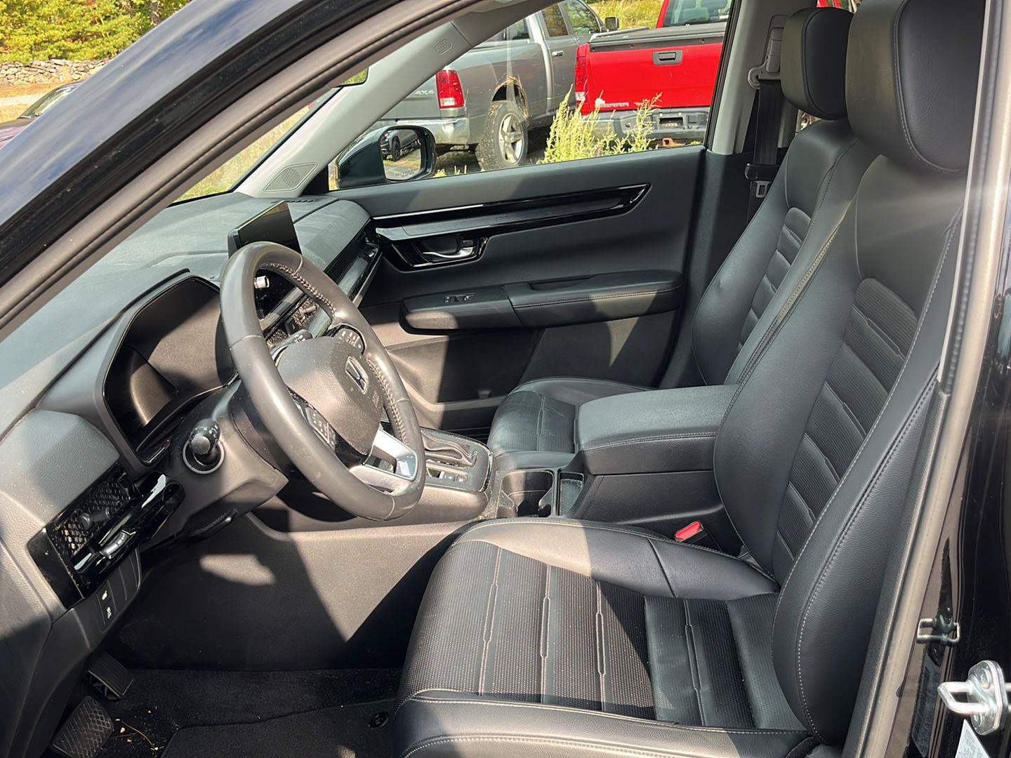 Used 2024 Honda CR-V EX-L image 11