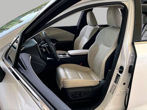 Used 2024 Lexus RX 350 FWD w/ Convenience Package image 7