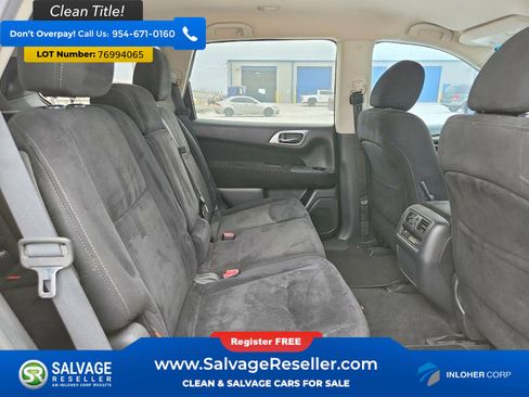 Used 2014 Nissan Pathfinder S image 15