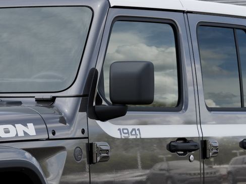 New 2026 Jeep Wrangler Rubicon w/ Whitecap Package image 12