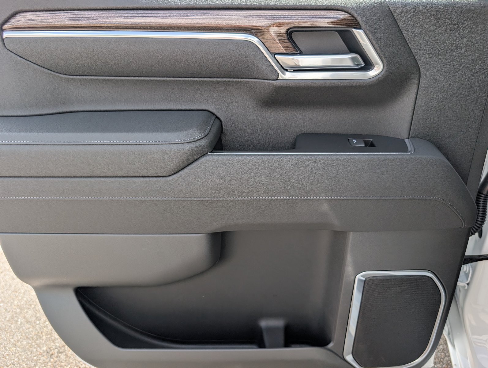 New 2026 Chevrolet Silverado 1500 RST w/ Safety Package RWD image 32