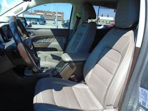 Used 2022 GMC Canyon Denali AWD/4WD image 18