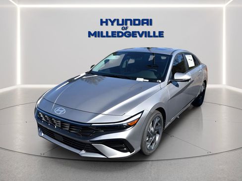 New 2026 Hyundai Elantra Limited FWD image 1
