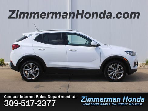 Used 2020 Buick Encore GX Essence w/ Experience Buick Package AWD/4WD image 1
