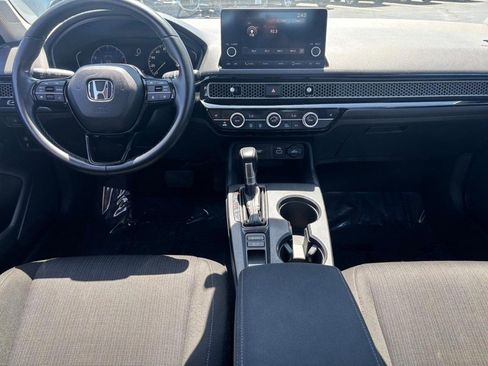 Used 2022 Honda Civic EX image 11