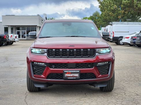 New 2026 Jeep Grand Cherokee L Limited AWD/4WD image 5