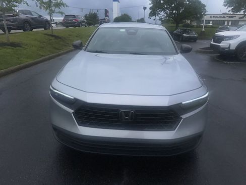 Used 2023 Honda Accord Sport image 11