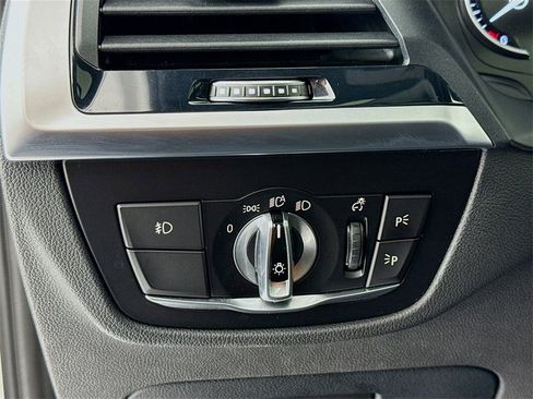 Used 2019 BMW X3 xDrive30i w/ Convenience Package image 13