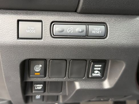 Used 2022 Nissan Frontier Pro-X image 21