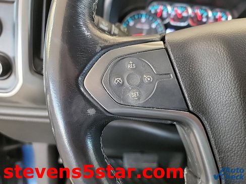 Used 2018 Chevrolet Silverado 1500 LTZ Z71 image 19