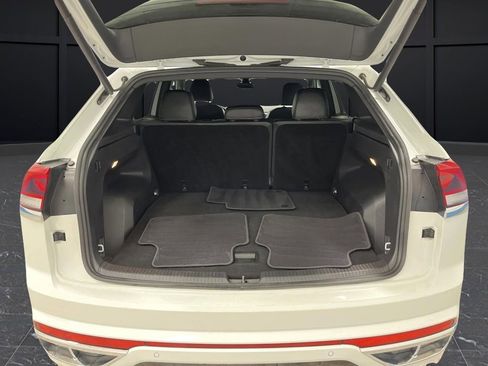 Used 2022 Volkswagen Atlas Cross Sport SEL Premium R-Line image 16