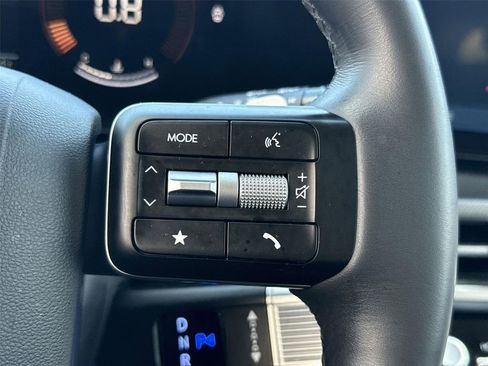 Used 2025 Hyundai Santa Fe SEL image 35