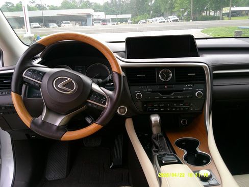 Used 2017 Lexus RX 350 FWD w/ Premium Package image 19