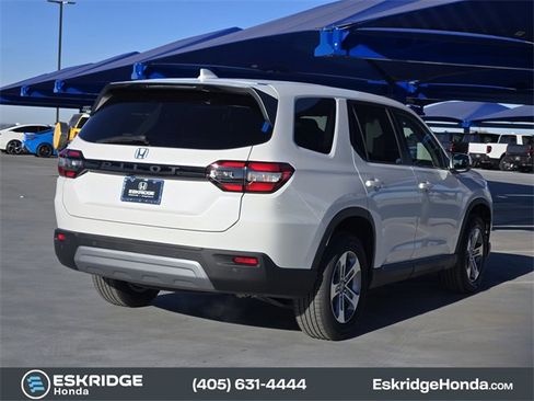 New 2025 Honda Pilot EX-L image 4