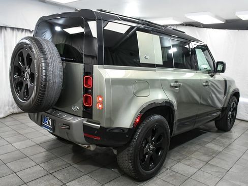 Used 2023 Land Rover Defender 110 X-Dynamic SE image 6