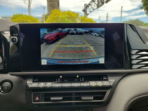 Used 2026 Toyota Camry SE w/ Multimedia Upgrade Package image 13