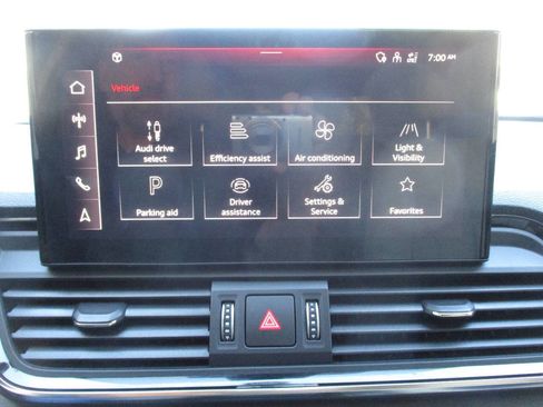 Used 2023 Audi Q5 2.0T Premium Plus w/ Premium Plus Package AWD/4WD image 47