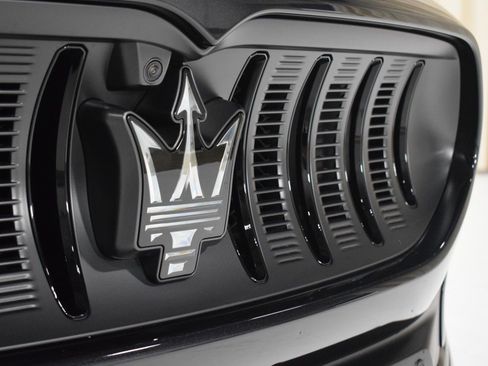 New 2025 Maserati Grecale Folgore image 3